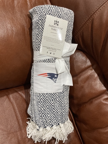 New England Patriots NFL 50" x 60" Farmhouse Throw Blanket *SALE* - 6ct Case